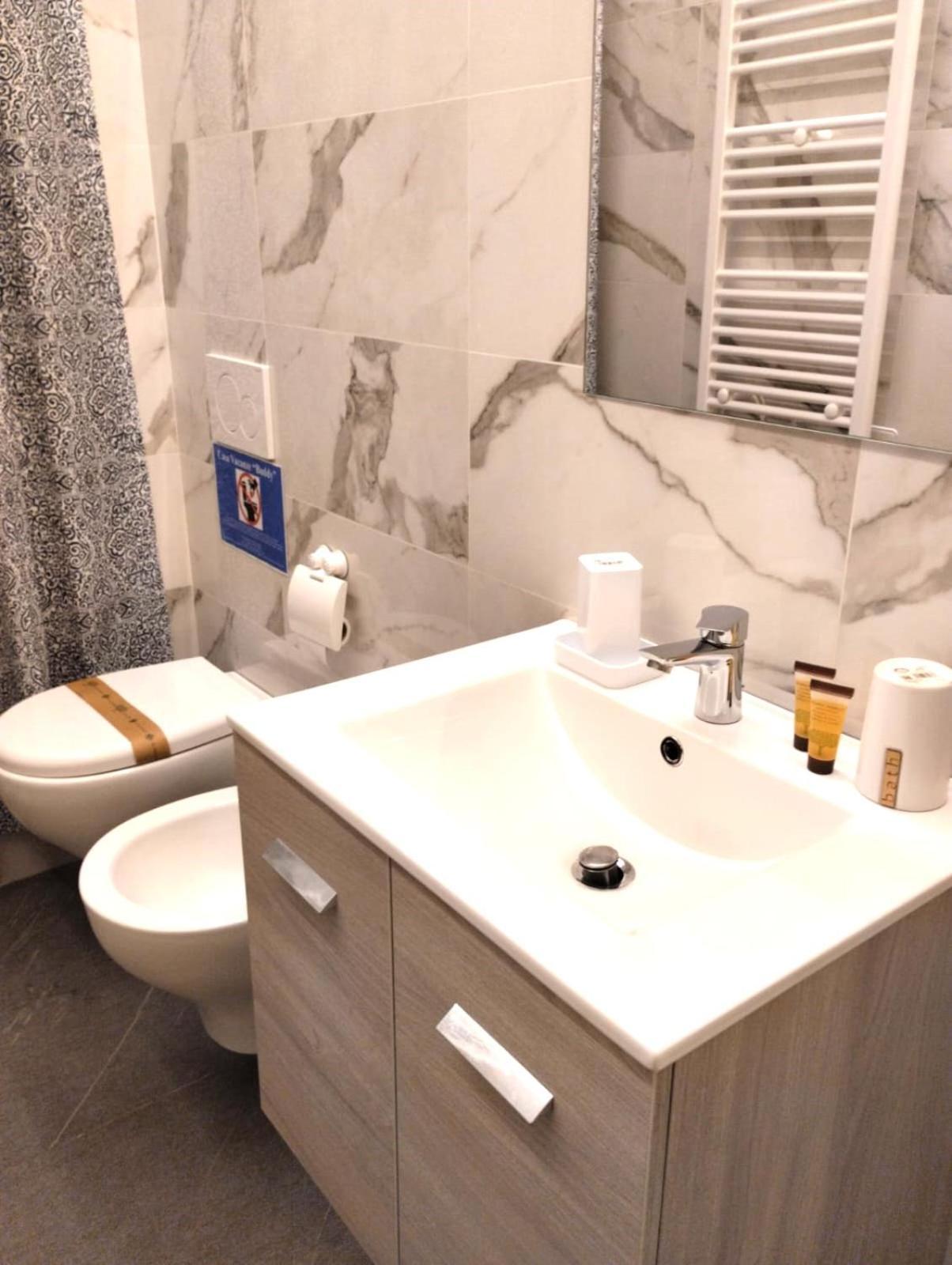 Casa Vacanze Buddy La Tua Base Per Visitare Il Mare Delle Cinque Terre La Spezia Exterior foto
